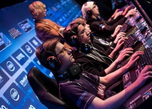 还设置了多 还设置了多