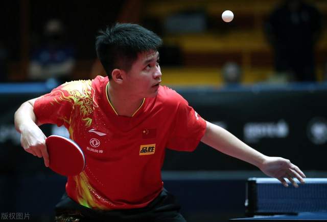 都曾屡见不 都曾屡见不