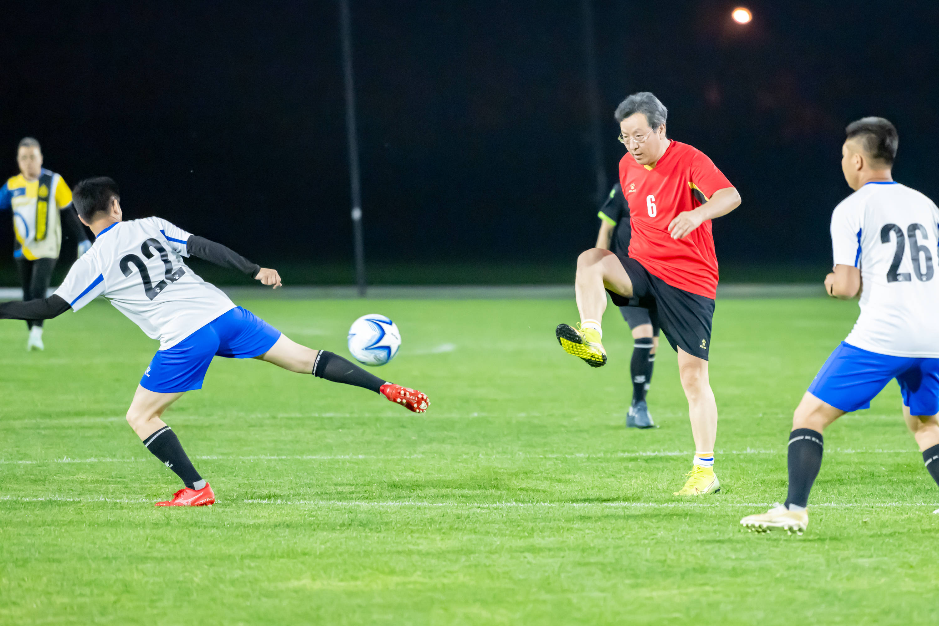 甲带来更多 甲带来更多