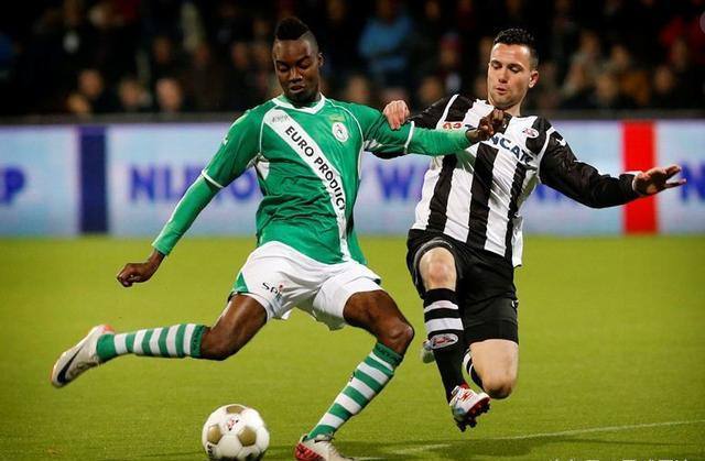 球不仅让更 球不仅让更