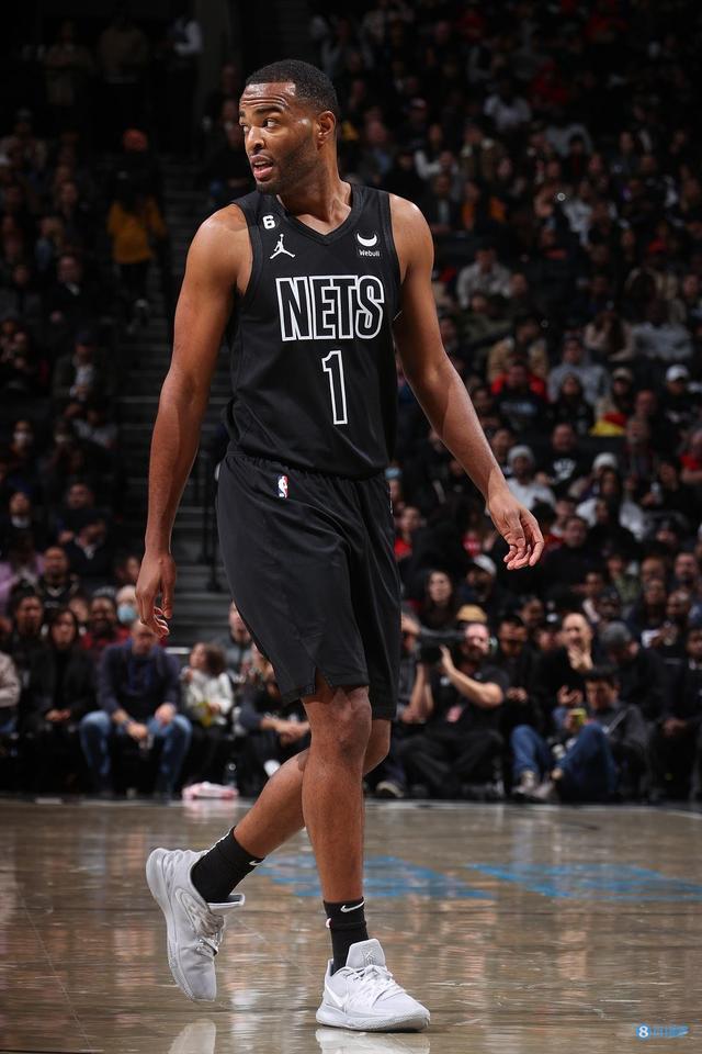 与榜首的巴 与榜首的巴