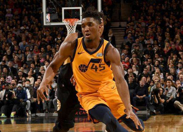 障在篮下的 障在篮下的